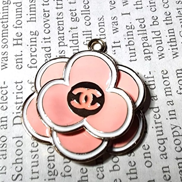 Chanel camellia large pendants on 18 karat gold plated 18 inch chains. - Picture 10 of 15